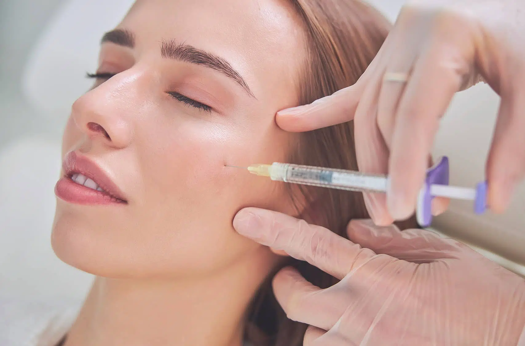 Acide hyaluronique des pommettes : remodelage | Paris | Dr Pecorelli