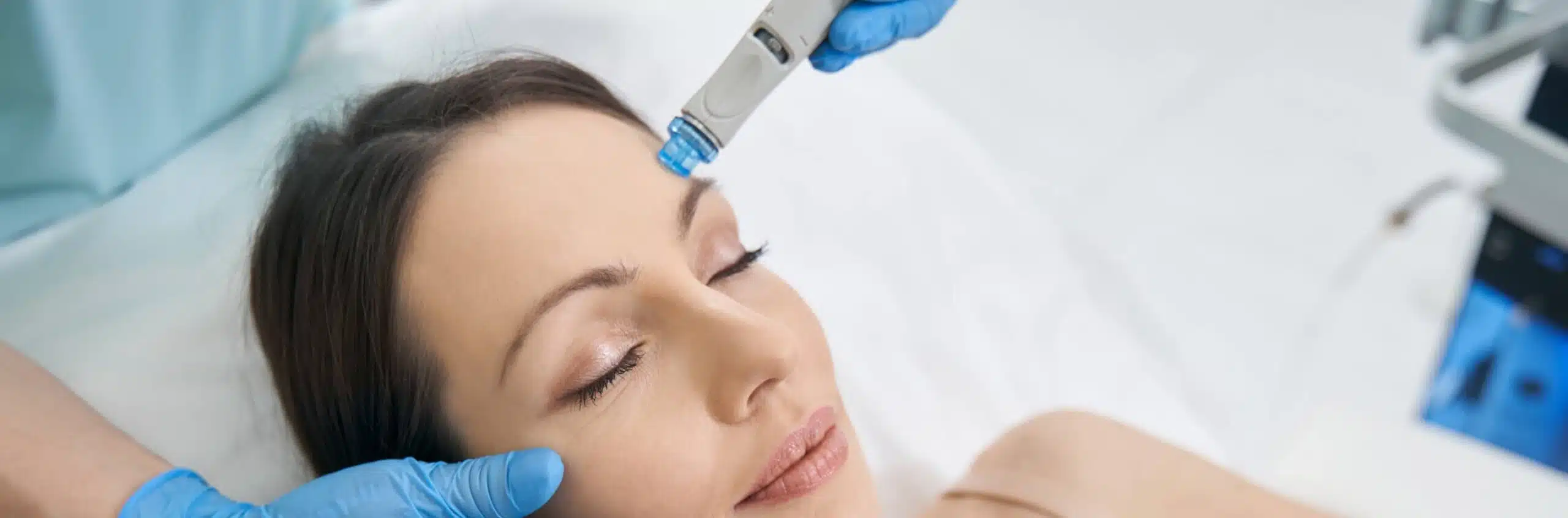 Pourquoi nettoyer sa peau en profondeur avec un soin Hydrafacial ?|Dr Elisa Pecorelli | Paris