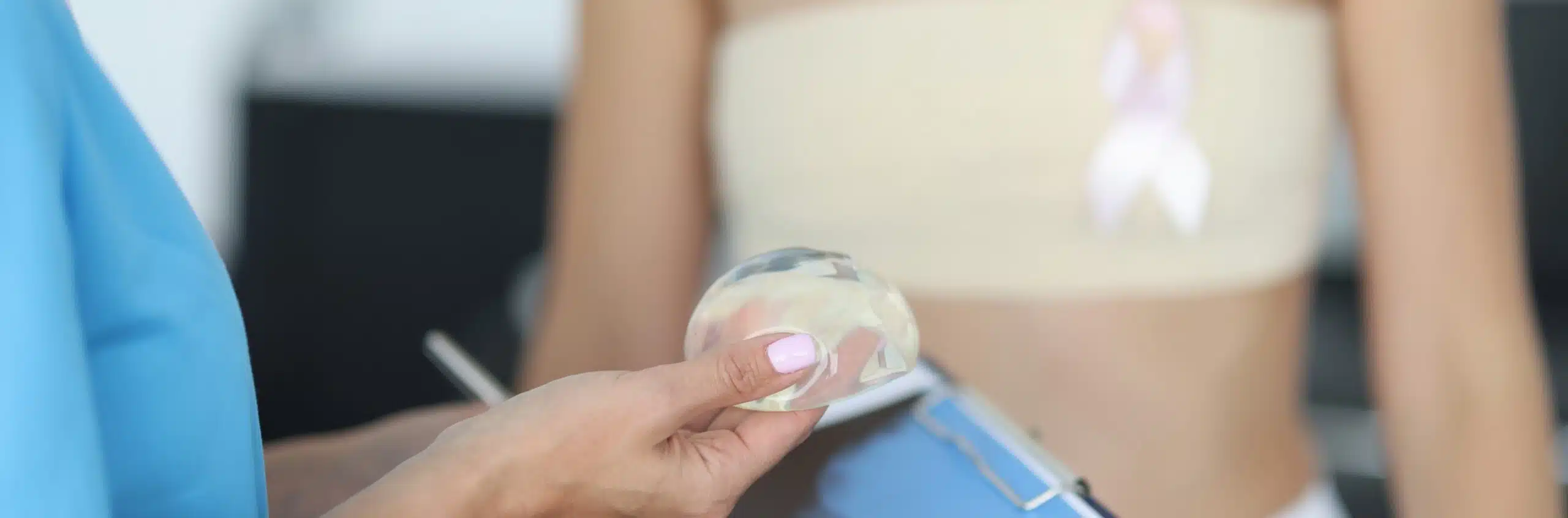 Quelle prise en charge pour une augmentation mammaire ? |Dr Elisa Pecorelli | Paris