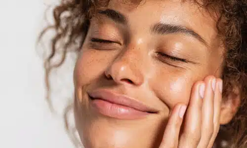 En quoi consiste mésothérapie | Dr Elisa Pecorelli | Paris