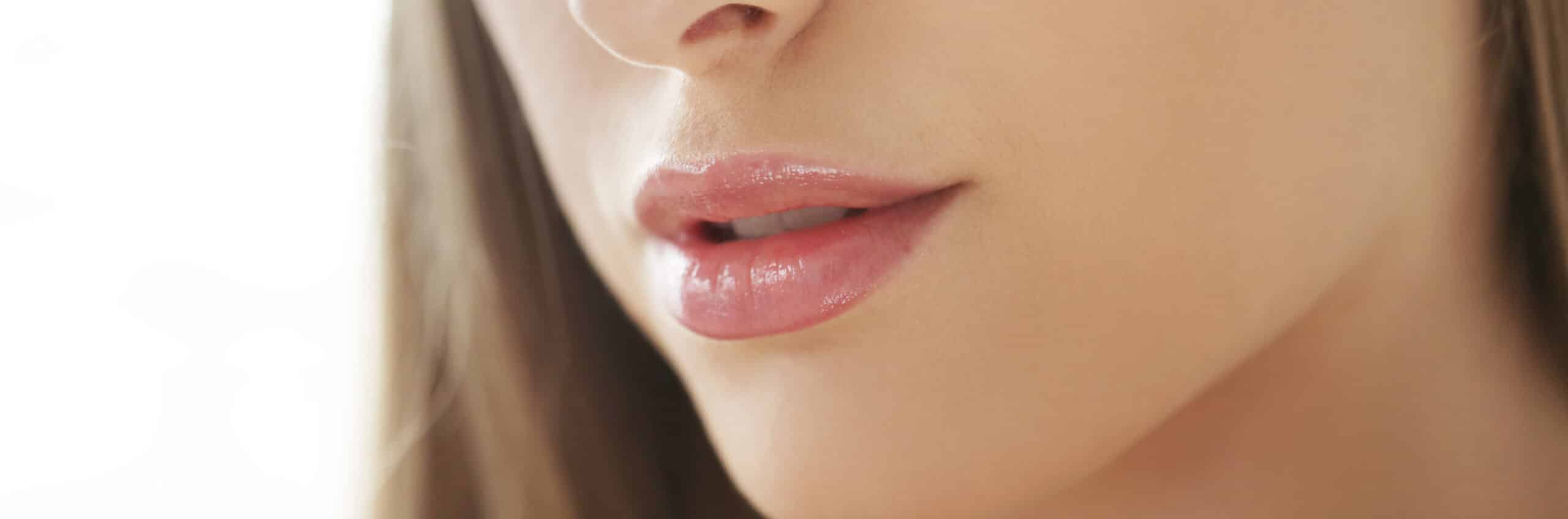 Injections acide hyaluronique lèvres tout savoir | Dr Elisa Pecorelli | Paris